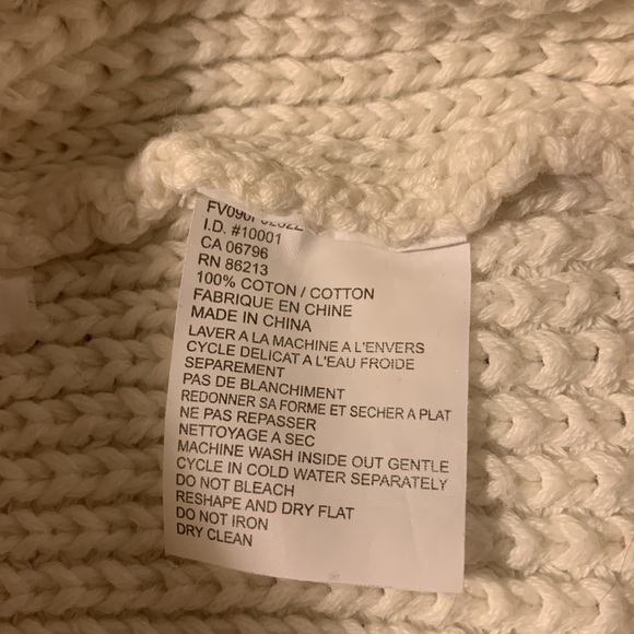 White tricot dress - Picture 3 of 3